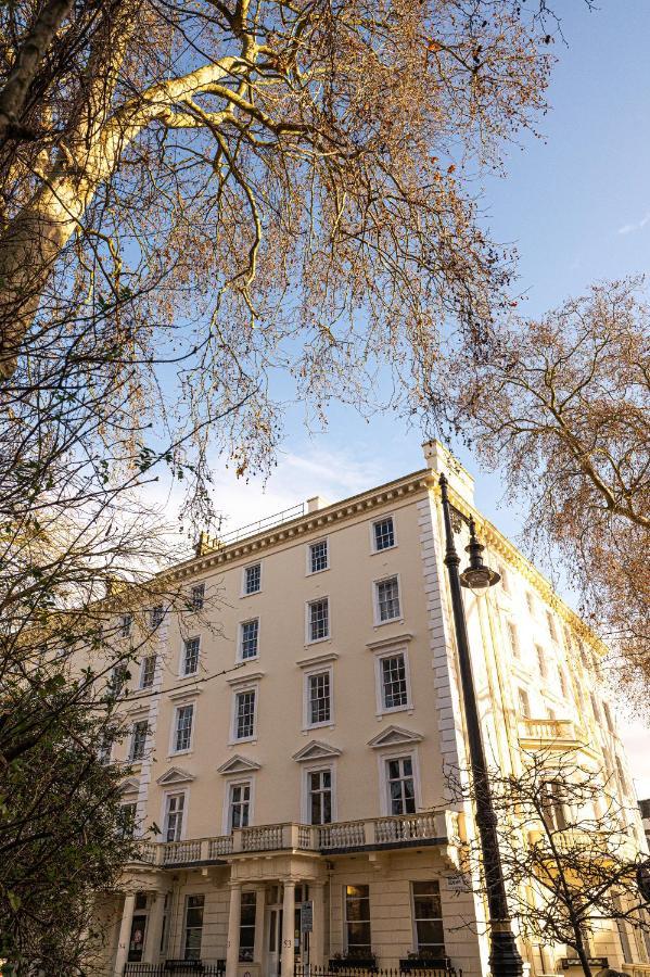 Holland House Ostello Londra